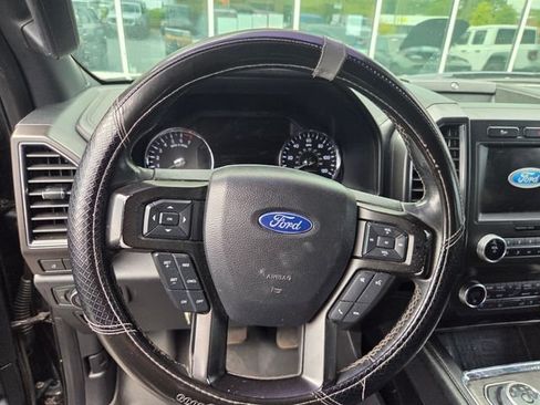 Used 2019 Ford Expedition Max Limited RWD image 11
