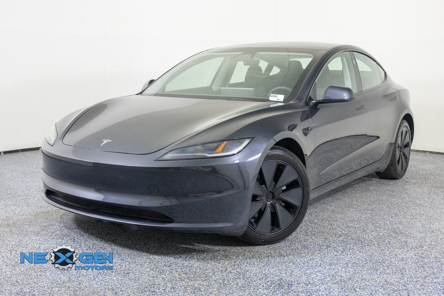 Used 2025 Tesla Model 3 Long Range AWD/4WD image 3