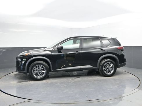 Used 2024 Nissan Rogue S AWD/4WD image 4