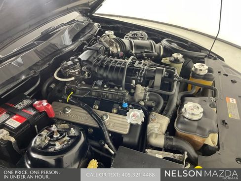 Used 2010 Ford Mustang Shelby GT500 RWD image 39