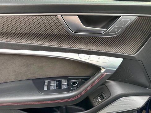 Used 2021 Audi RS 6 w/ Executive Package image 16