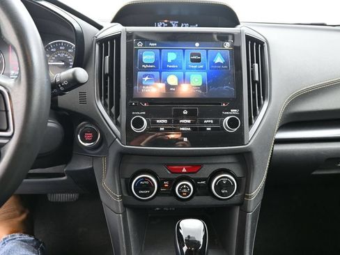 Used 2022 Subaru Crosstrek 2.5i Sport w/ Moonroof Package AWD/4WD image 12