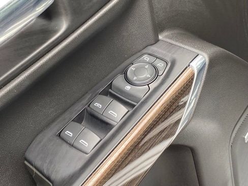 Used 2020 Chevrolet Silverado 1500 LT Trail Boss image 12