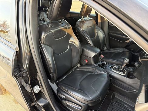 Used 2017 Jeep Cherokee High Altitude image 21