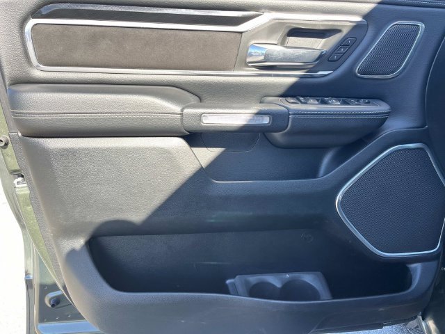 Used 2021 RAM 1500 Laramie AWD/4WD image 23