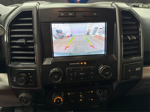 Used 2019 Ford F150 XLT w/ Equipment Group 301A Mid AWD/4WD image 18
