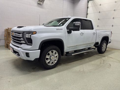 New 2026 Chevrolet Silverado 3500 High Country w/ Technology Package image 6