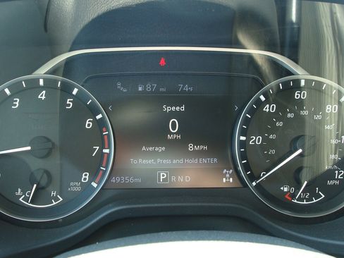 Used 2021 Nissan Titan S w/ S Utility Package image 9