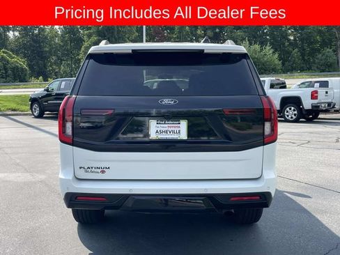 Used 2026 Ford Expedition Platinum w/ Stealth Appearance Package AWD/4WD image 4