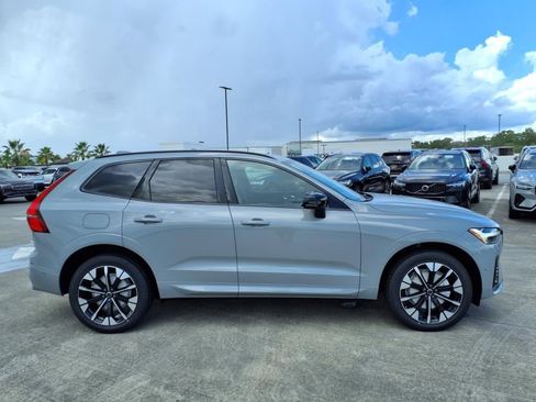 New 2026 Volvo XC60 B5 Plus w/ Protection Package Premier image 8