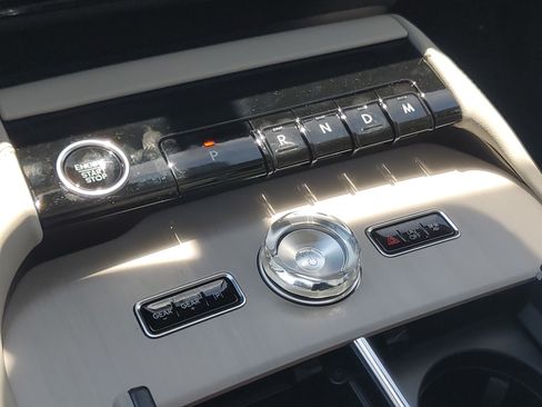 New 2026 Lincoln Navigator Reserve AWD/4WD image 25
