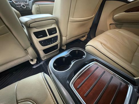 Used 2017 Acura MDX SH-AWD w/ Advance Package image 32