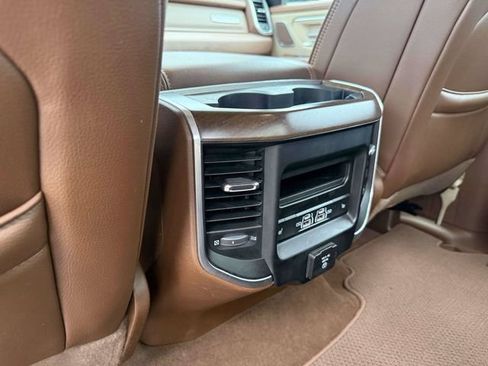 Used 2021 RAM 1500 Laramie AWD/4WD image 15
