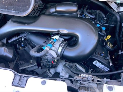 Used 2015 Ford Transit 350 XLT image 33