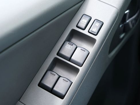 Used 2019 Nissan Frontier SL image 31