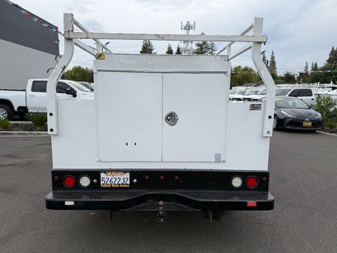 Used 2016 Ford Transit 350 138 DRW w/ Premium Package RWD image 8