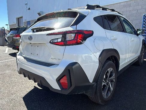 Used 2024 Subaru Crosstrek 2.0i Premium AWD/4WD image 2