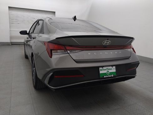 Used 2025 Hyundai Elantra Sport w/ Cargo Package FWD image 5