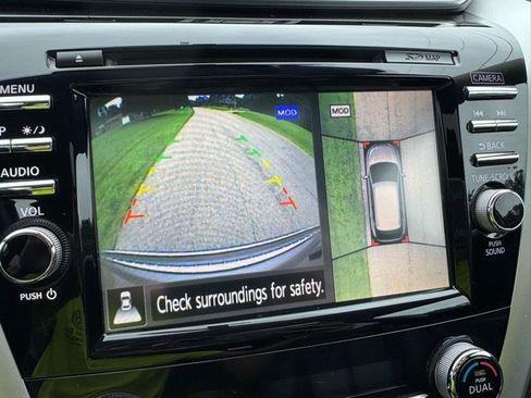 Used 2018 Nissan Murano AWD image 17