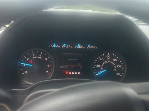 Used 2019 Ford F150 XLT w/ Equipment Group 302A Luxury AWD/4WD image 9