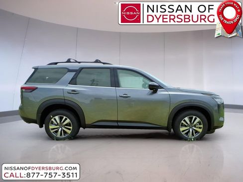 New 2026 Nissan Pathfinder SL w/ Cargo Package FWD image 2