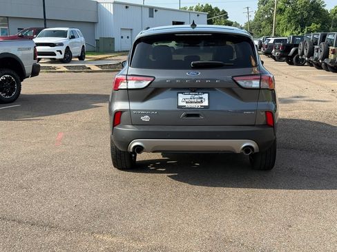 Used 2022 Ford Escape Titanium w/ Titanium Elite Package AWD/4WD image 11