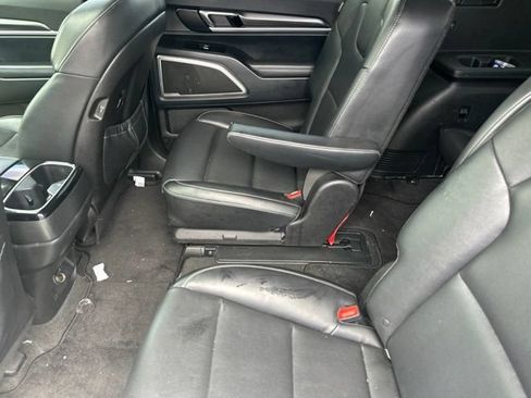 Used 2024 Kia Telluride S w/ S Sunroof Package FWD image 10