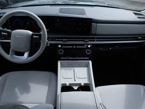 New 2026 Hyundai Santa Fe SE image 13