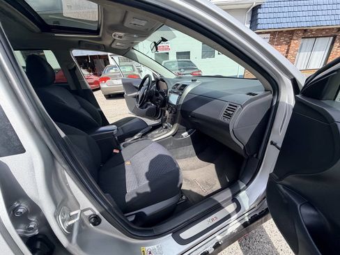 Used 2009 Toyota Corolla XRS image 51