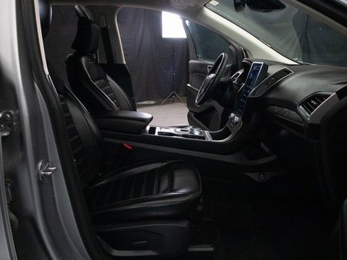 Used 2024 Ford Edge SEL image 16