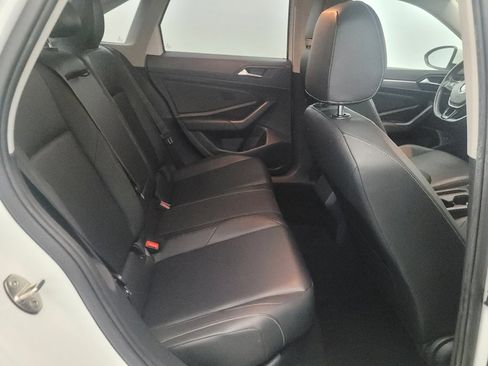 Used 2019 Volkswagen Jetta SE FWD image 19