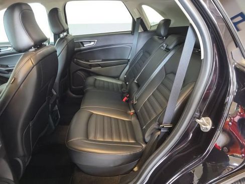 Used 2024 Ford Edge SEL AWD/4WD image 9