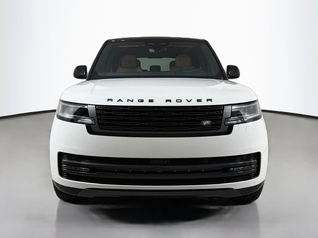 Used 2026 Land Rover Range Rover Long Wheelbase SE AWD/4WD image 2