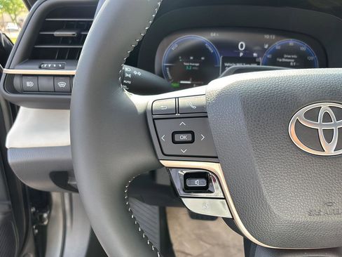 New 2026 Toyota Crown AWD/4WD image 26