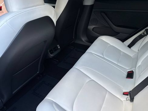 Used 2023 Tesla Model 3 Standard Range RWD image 11