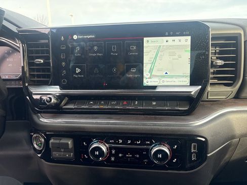 Used 2025 GMC Sierra 1500 SLT AWD/4WD image 21