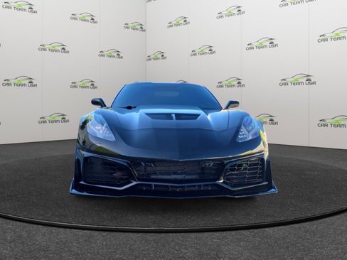 Used 2016 Chevrolet Corvette Z06 w/ 3LZ Preferred Equipment Group image 12