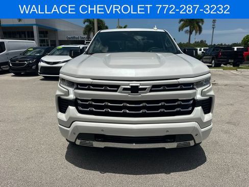 Used 2024 Chevrolet Silverado 1500 LTZ w/ Technology Package AWD/4WD image 2