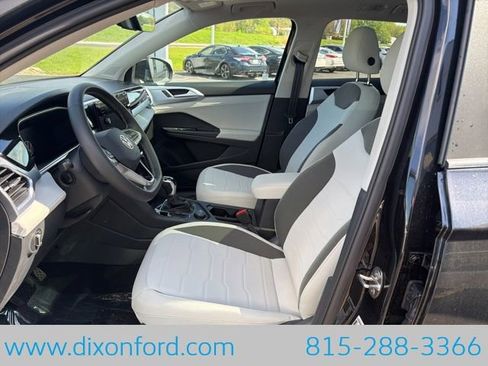 New 2026 Volkswagen Taos SE AWD/4WD image 9