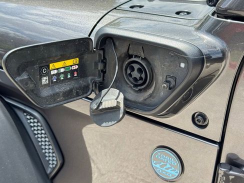 Used 2025 Jeep Wrangler Unlimited Sport S 4xe AWD/4WD image 9