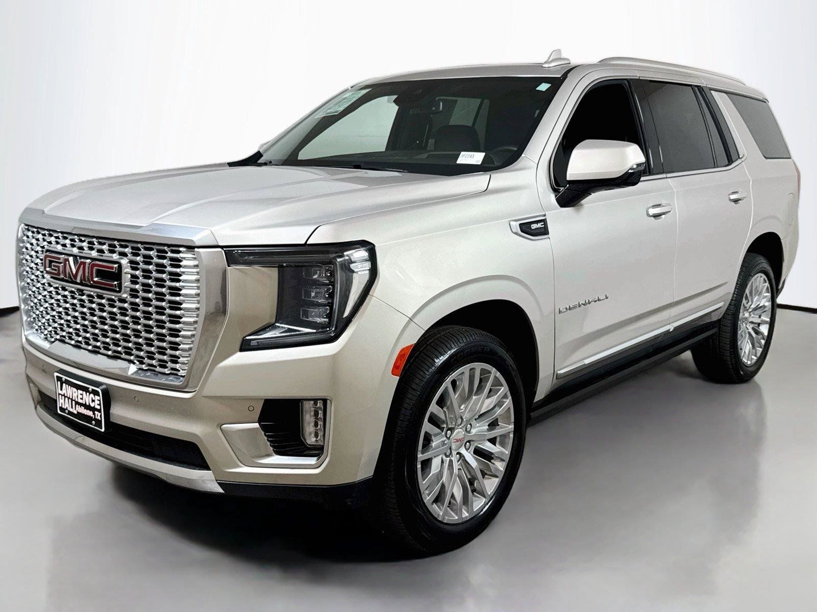 Used 2023 GMC Yukon Denali w/ Max Trailering Package AWD/4WD image 1