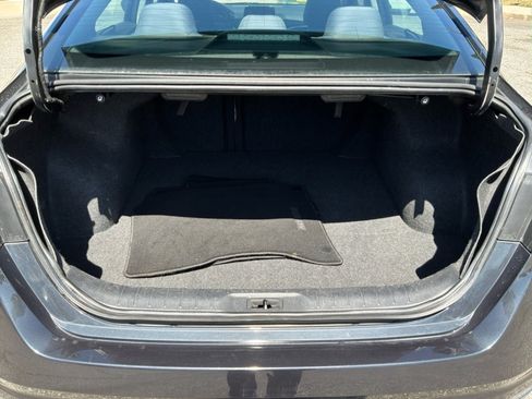 Used 2022 Nissan Altima 2.5 SV FWD image 21