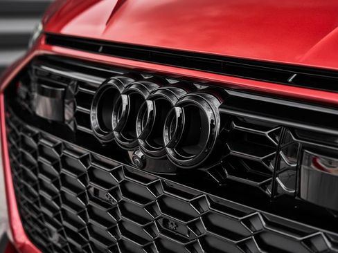 Used 2024 Audi RS 7 Performance AWD/4WD image 7