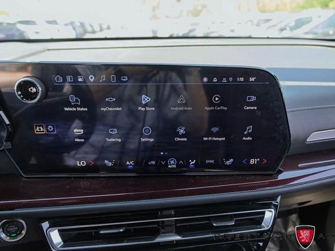 Used 2025 Chevrolet Traverse Z71 w/ Driver Confidence Package AWD/4WD image 30