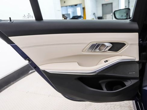 Used 2021 BMW 330e xDrive w/ Convenience Package image 20