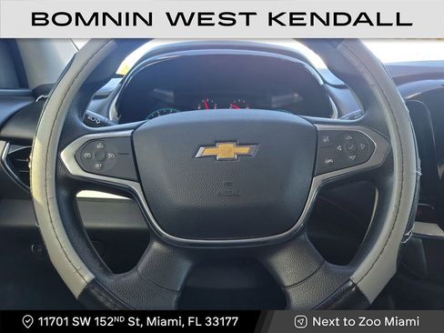 Used 2021 Chevrolet Traverse LS image 11