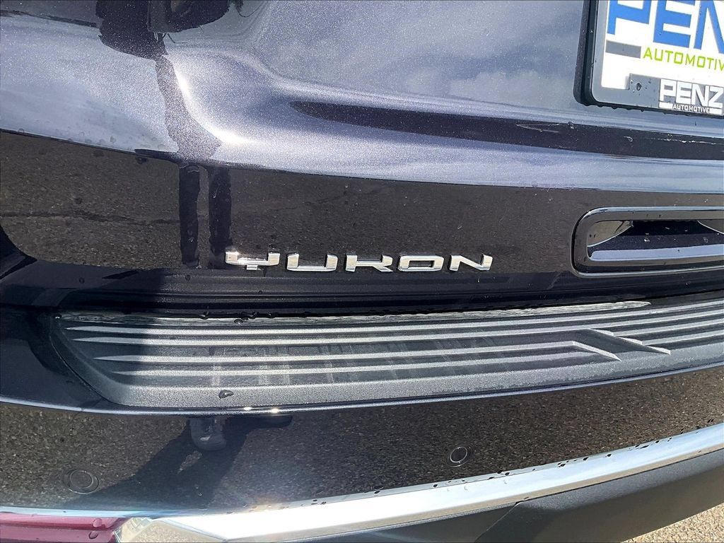 New 2026 GMC Yukon XL Denali w/ Sun & Power Step Package AWD/4WD image 9