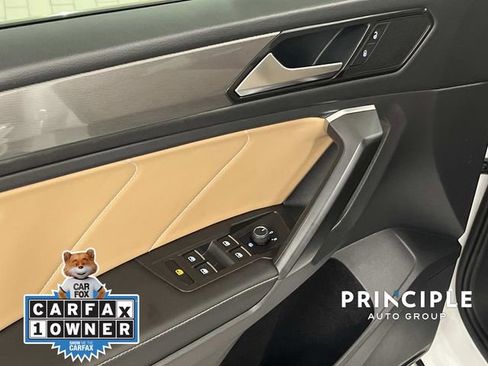 Used 2022 Volkswagen Tiguan SE image 13