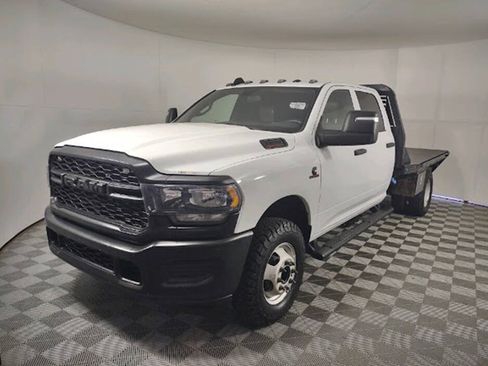 Used 2024 RAM 3500 Tradesman w/ Max Tow Package AWD/4WD image 5