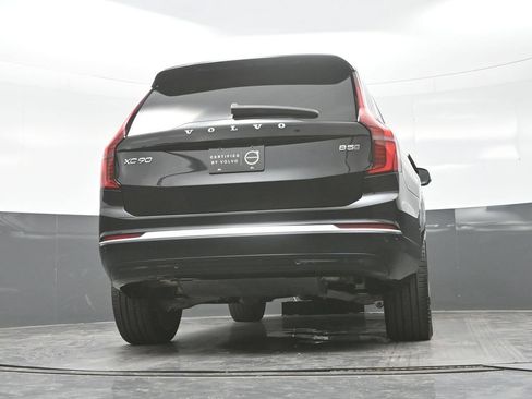 Used 2025 Volvo XC90 B5 Ultra AWD/4WD image 26
